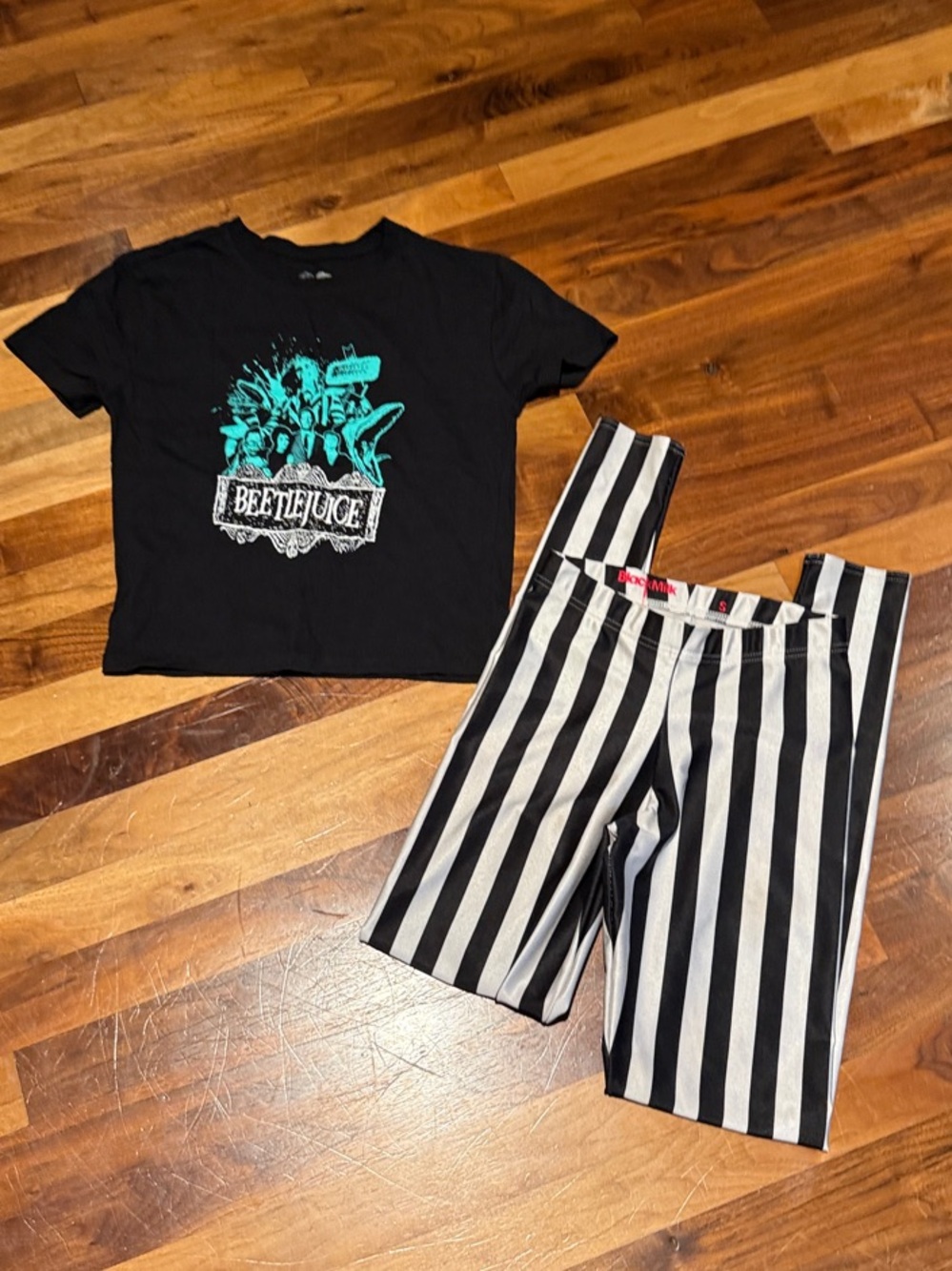 Beetlejuice BlackMilk leggings & Black Tee with Teal Print